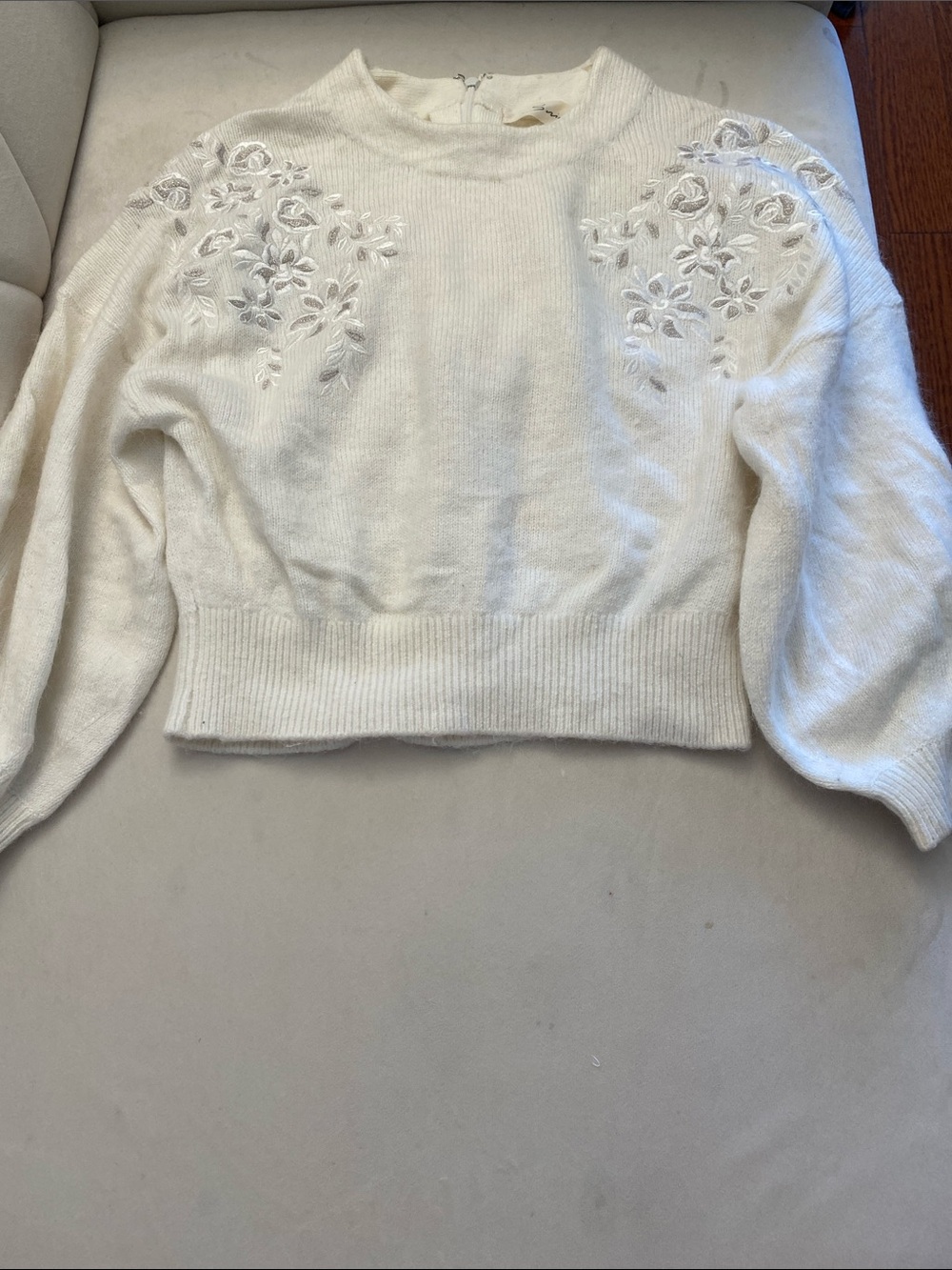 White Floral Embroidered Cropped Sweater